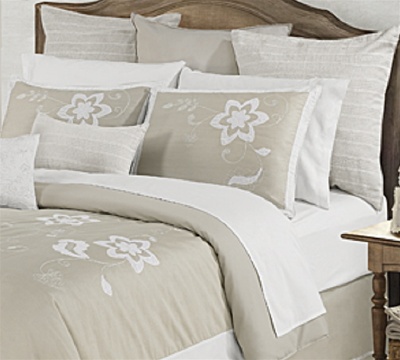 Artizan by Lawrence Home Comforter Bedding Ensemble